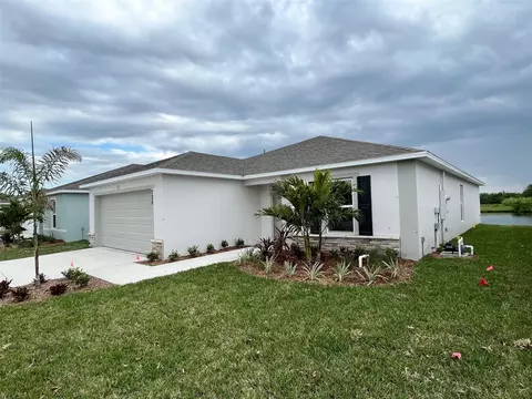 726 SE 25th Dr, Okeechobee, FL 34974