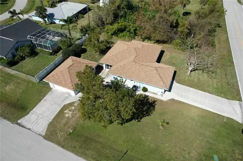 9463 Gulfstream Blvd, Englewood, FL 34224