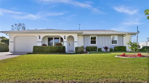 318 Timbruce Ln NW, Port Charlotte, FL 33952