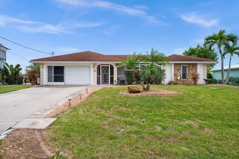 18582 Arapahoe Cir, Port Charlotte, FL 33948