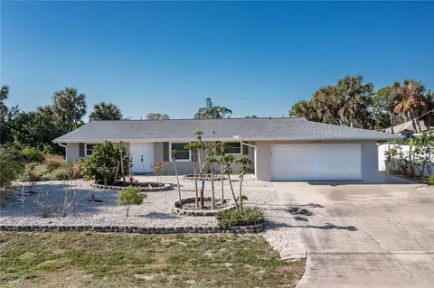 2565 Cannolot Blvd, Port Charlotte, FL 33948