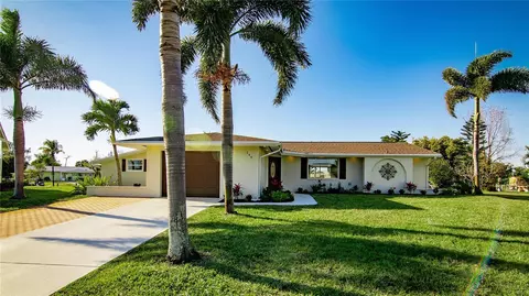 146 Barre Dr, Port Charlotte, FL 33952