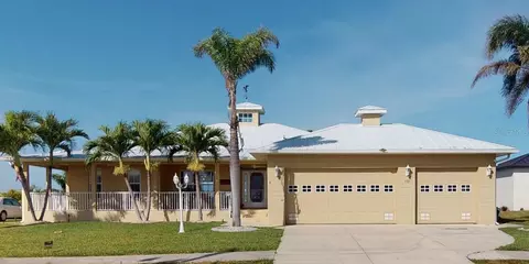 150 Beeney Rd SE, Port Charlotte, FL 33952