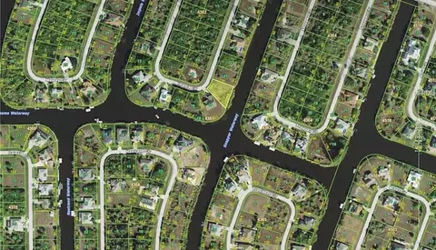 9406 Impala Cir, Port Charlotte, FL 33981