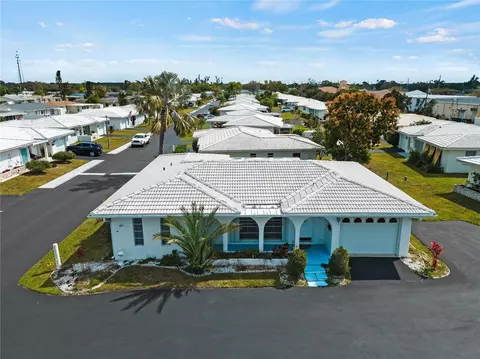 8871 Berkley Ct, North Port, FL 34287