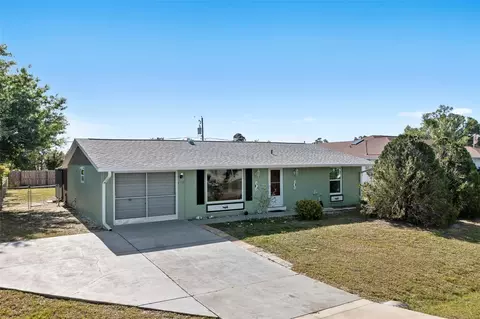 615 Hartford Dr NW, Port Charlotte, FL 33952
