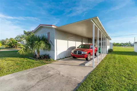 29211 Crawford Ave, Punta Gorda, FL 33982