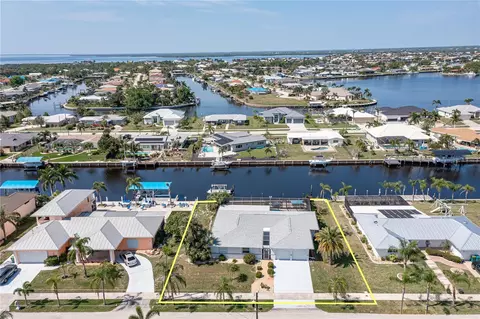 150 Bangsberg Rd SE, Port Charlotte, FL 33952