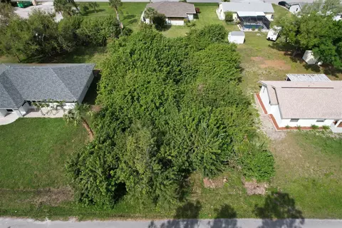 310 Millport St NW, Port Charlotte, FL 33948
