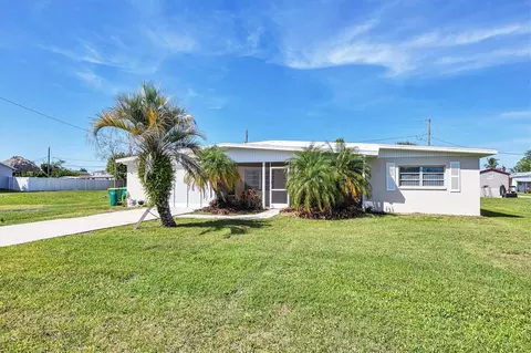 258 Seminole Blvd NW, Port Charlotte, FL 33952