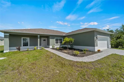 9285 Nastrand Cir, Port Charlotte, FL 33981