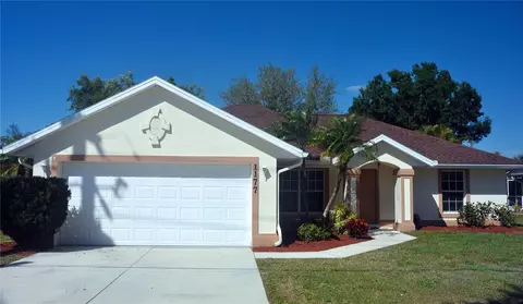 1177 Rio De Janeiro Ave, Punta Gorda, FL 33983