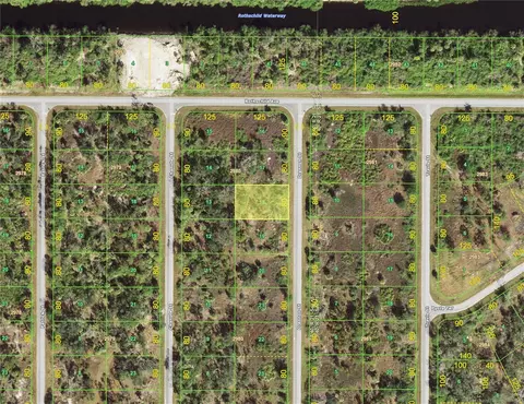 2285 Drennon St, Port Charlotte, FL 33953