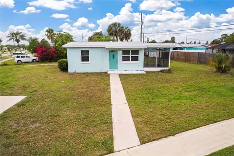 4951 S Biscayne Dr, North Port, FL 34287