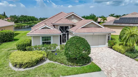 6329 Falcon Lair Dr, North Port, FL 34287