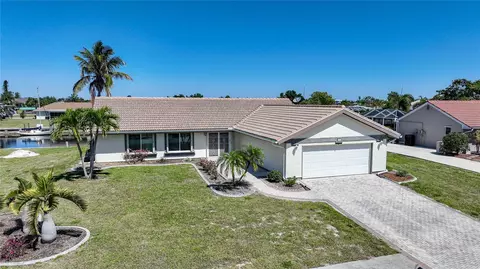 226 Fields Ter SE, Port Charlotte, FL 33952