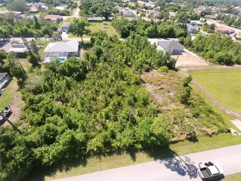 2177 Willoughby St, Punta Gorda, FL 33980