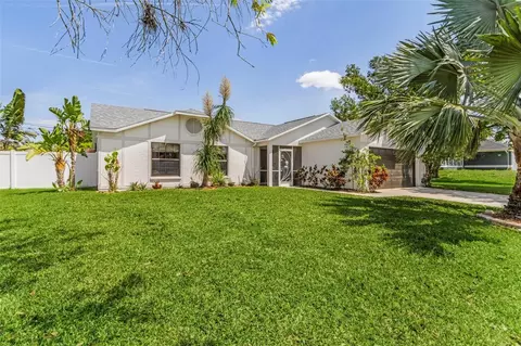 511 SW 9th Ct, Cape Coral, FL 33991