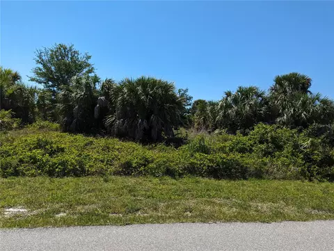 9405 Miami Cir, Port Charlotte, FL 33981