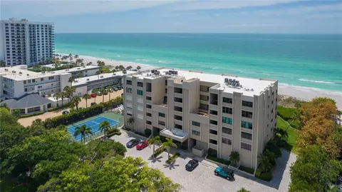 2675 Gulf Of Mexico Dr #204, Longboat Key, FL 34228