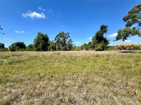 36 Coxswain Dr, Placida, FL 33946