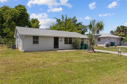 18634 Goodman Cir, Port Charlotte, FL 33948