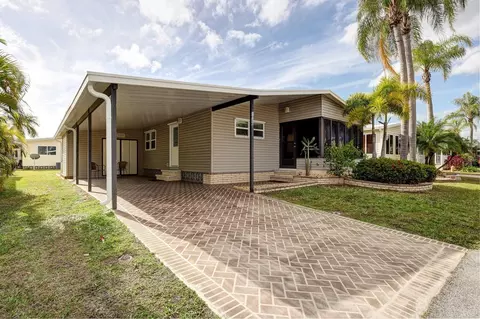 2100 Kings Hwy #1026, Port Charlotte, FL 33980