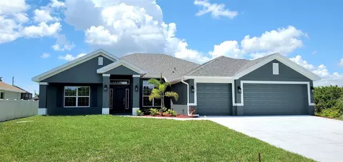10117 Audrey St, Port Charlotte, FL 33981