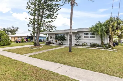 6320 Pontiac Ln, North Port, FL 34287