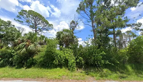 3116 Montgomery Dr, Port Charlotte, FL 33981