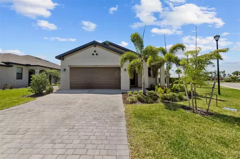 2248 Gardenia Ave, Port Charlotte, FL 33953
