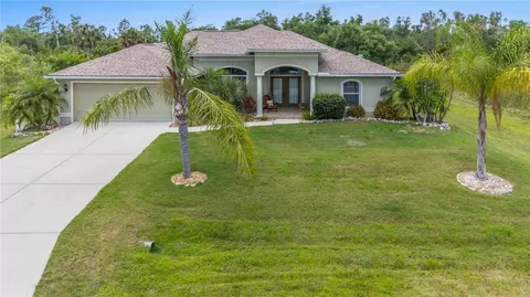 1095 Gibbon St, Port Charlotte, FL 33953