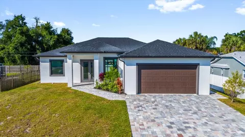 2873 Sally Ln, North Port, FL 34286