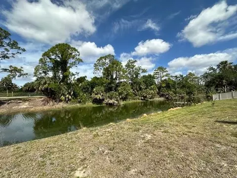 399 Kindred Blvd, Port Charlotte, FL 33954