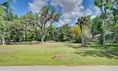 2091 NE Voss Oaks Cir, Arcadia, FL 34266