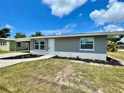 3261 Port Charlotte Blvd, Port Charlotte, FL 33952