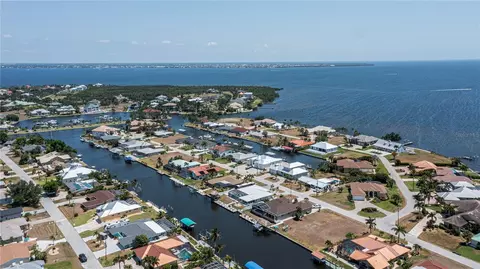 124 Graham St SE, Port Charlotte, FL 33952