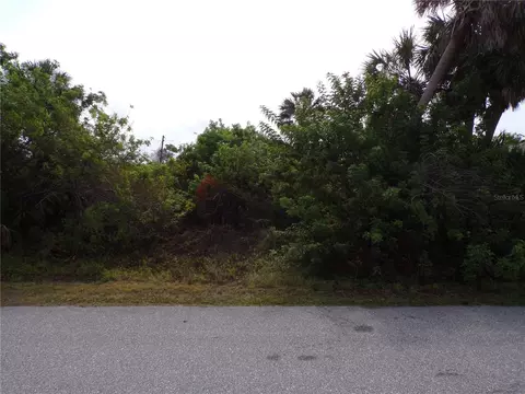 18215 Burkholder Cir, Port Charlotte, FL 33948