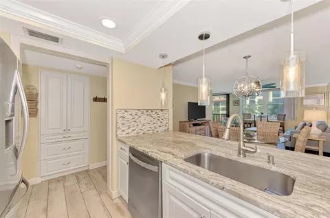 8750 Midnight Pass Rd #202, Sarasota, FL 34242