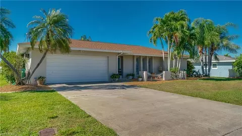 248 SE 45 Ter, Cape Coral, FL 33904