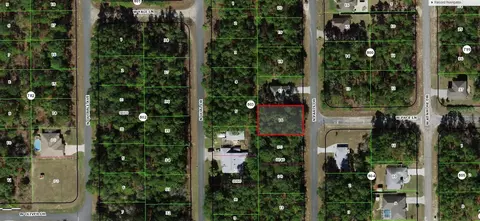 7708 N Paris Dr, Dunnellon, FL 34434