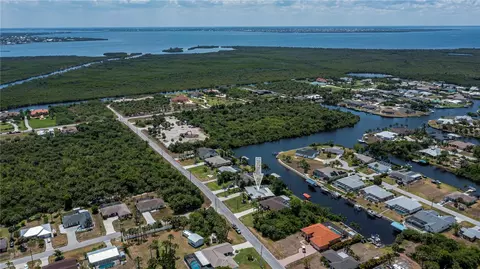 18671 Ohara Dr, Port Charlotte, FL 33948