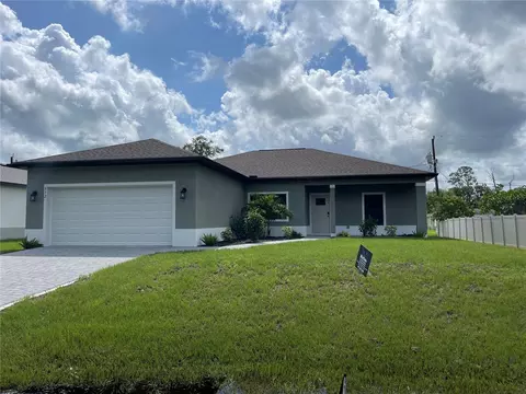 812 Chevy Chase St, Port Charlotte, FL 33948