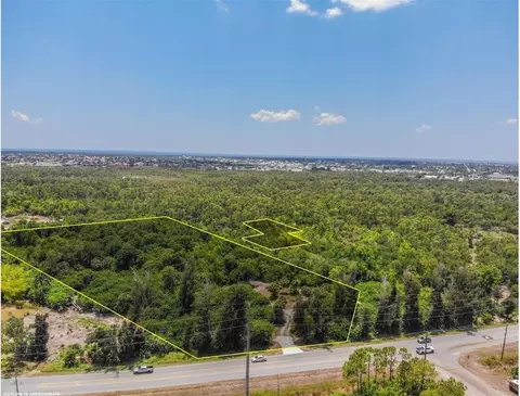 3211 Taylor Rd, Punta Gorda, FL 33950