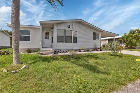 648 Schooner St, North Port, FL 34287