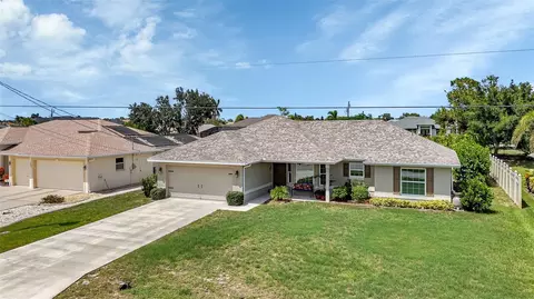 73 Pine Valley Ln, Rotonda West, FL 33947