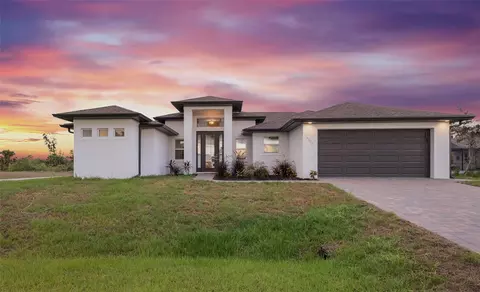 10429 New Brittain St, Port Charlotte, FL 33981
