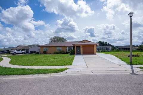 5686 Lingle St, North Port, FL 34287