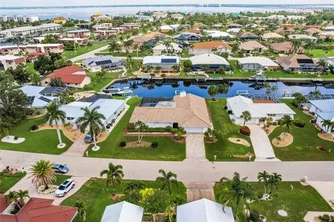1124 Treasure Cay Ct, Punta Gorda, FL 33950