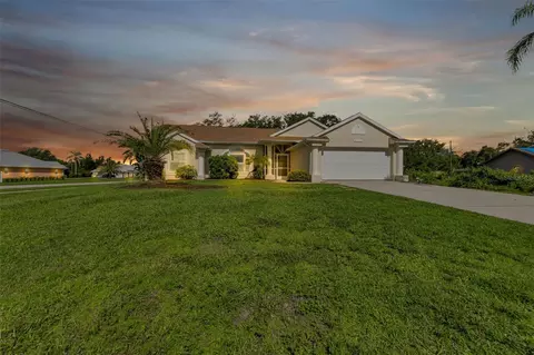 579 Presque Isle Dr, Port Charlotte, FL 33954